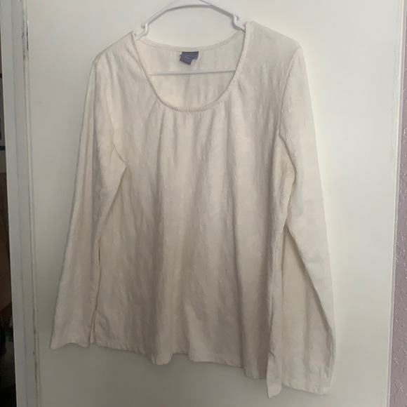 White blouse with design - Picture 1 of 3